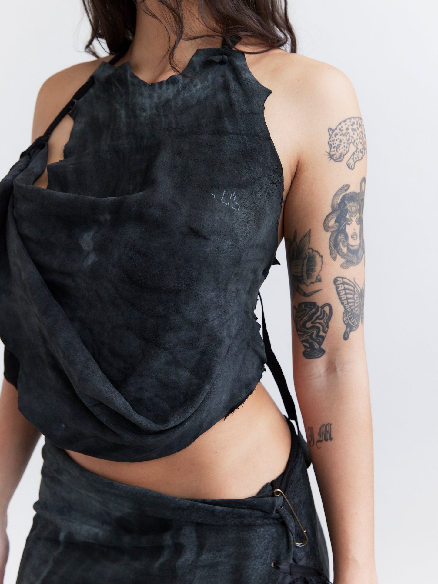 COWHIDE TOP