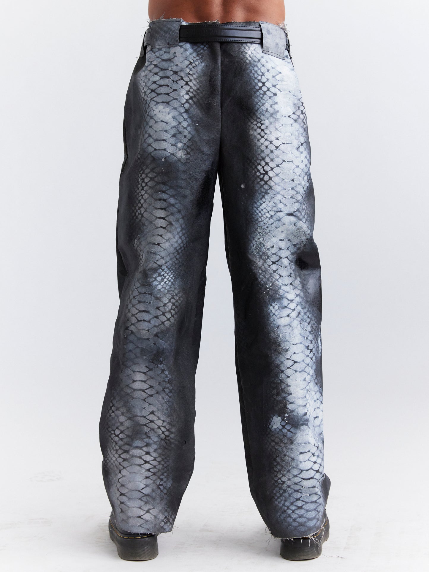 SNAKES OF HALLUCINATION BOTTOM