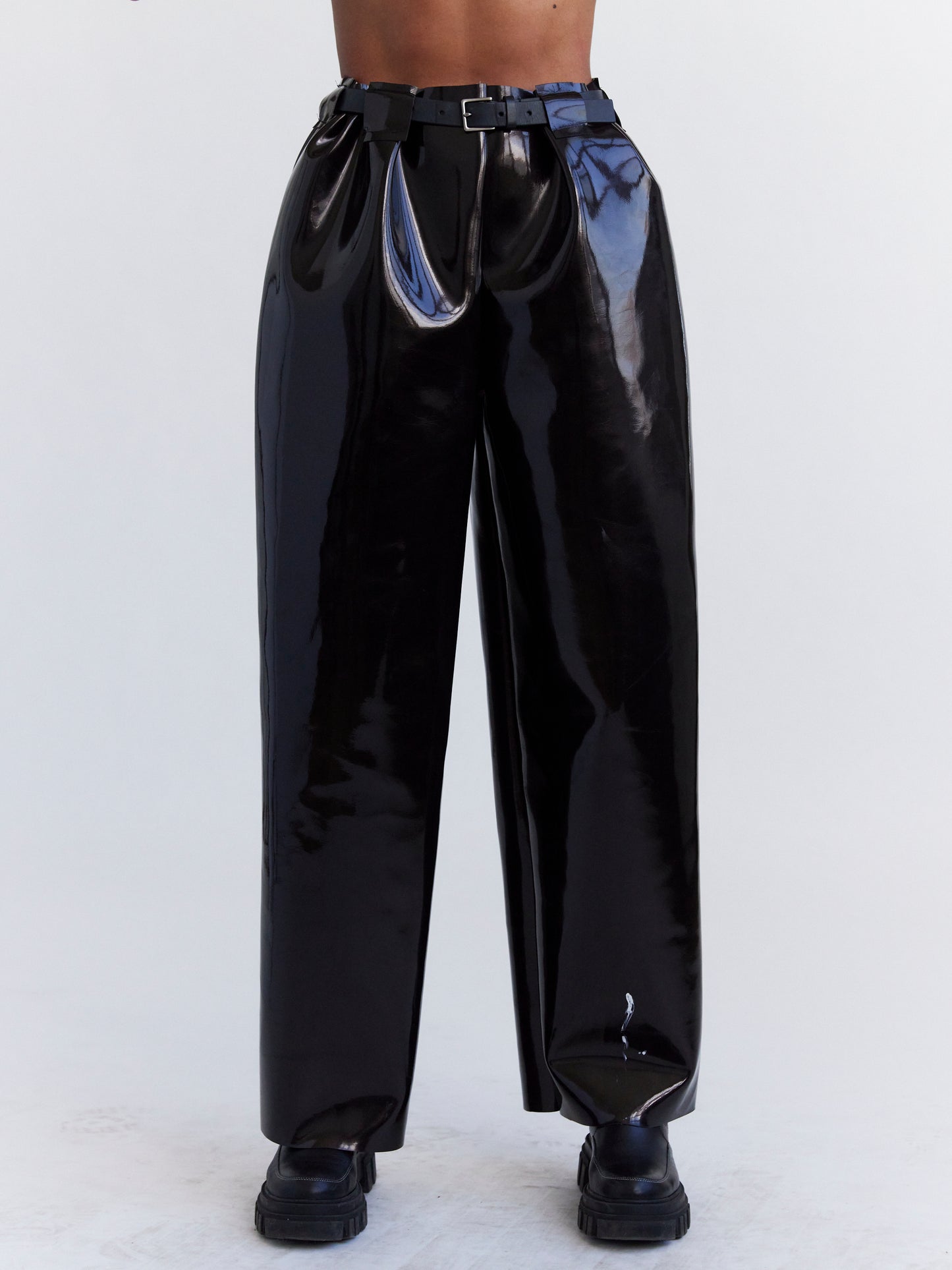 LATEX IN MASS BOTTOM